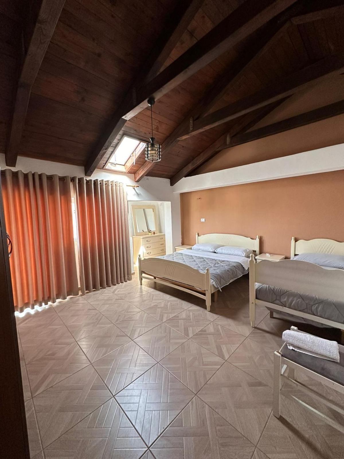 Kultura Hostel Shkodër Екстериор снимка